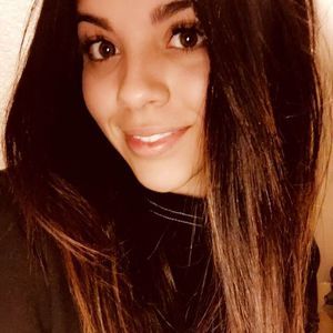 Meet your Posher, Stephanie